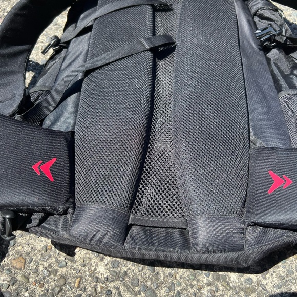 north face black solaris 40 backpack The The North Face Terra 40L Hiking Backpack NF0A87C3 4GZ KT0 TNF Black/Asphalt Grey It also has a stand The North Face | Bags